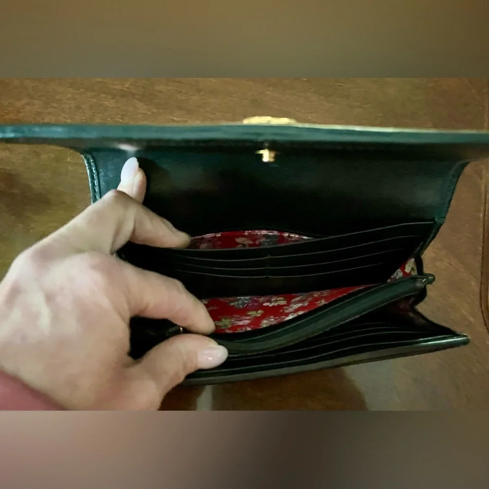 Gucci Black Ophidia Sherry Webb Line Quilted Leather Long wallet. Almost Perfect - Picture 13 of 15